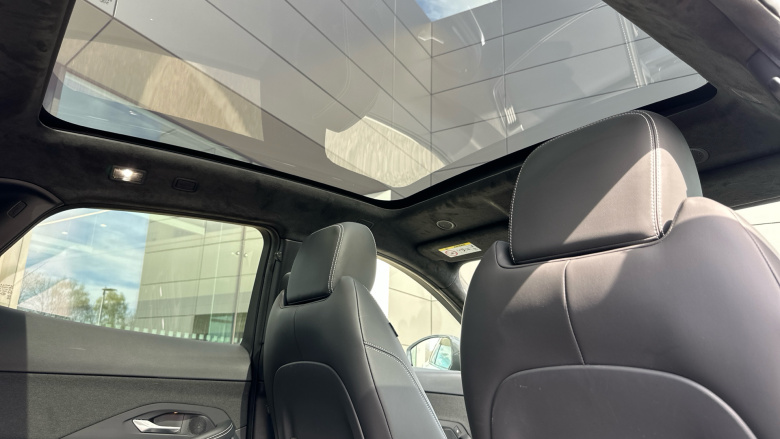 Jaguar E-Pace 2.0 D200 R-Dynamic HSE Black 5dr Auto Diesel Estate